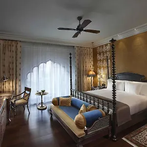 https://de-airport.top-gurgaonhotels.com