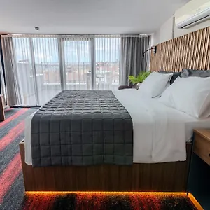 Vicolo Moda Hotel